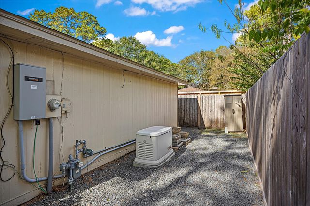 14010 Court Of Regents, Houston, TX 77069