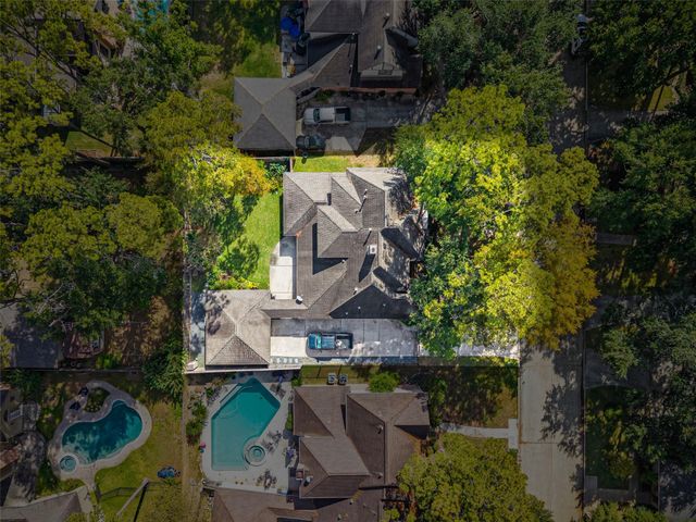 14010 Court Of Regents, Houston, TX 77069