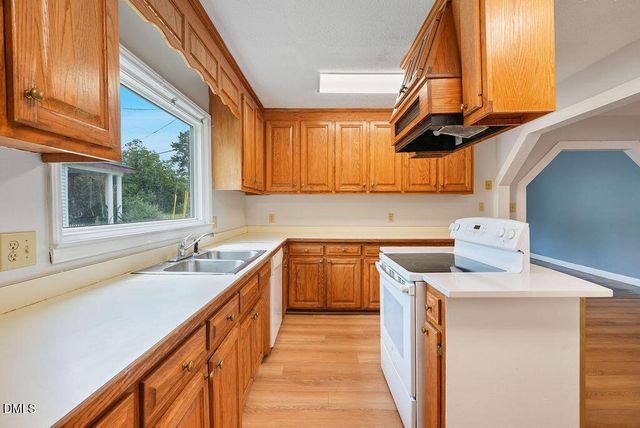 163 W Lillington Street, Angier, NC 27501