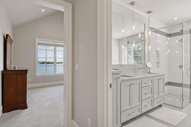 245 Lakeview Avenue, Tonka Bay, MN 55331