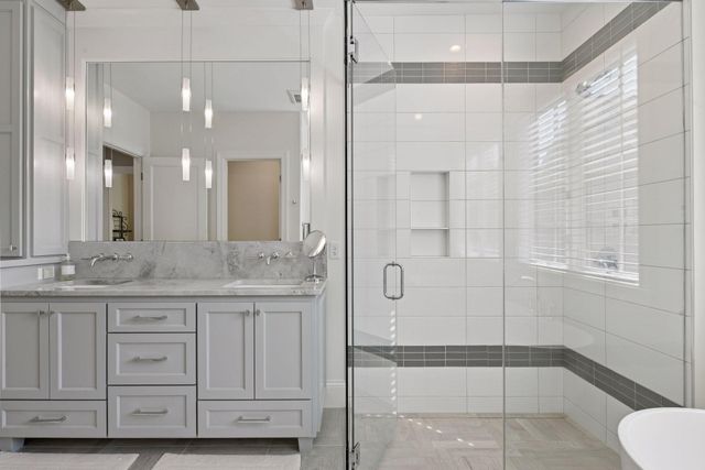 245 Lakeview Avenue, Tonka Bay, MN 55331