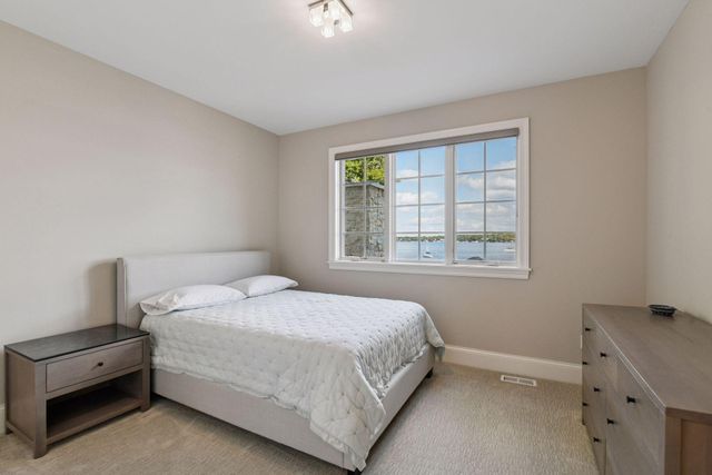 245 Lakeview Avenue, Tonka Bay, MN 55331