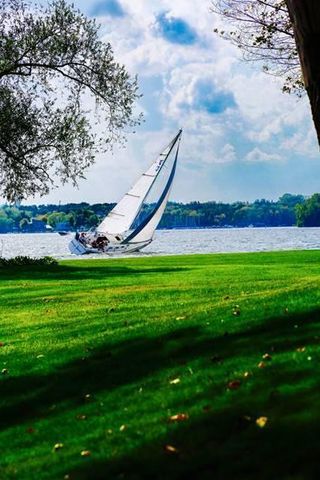 245 Lakeview Avenue, Tonka Bay, MN 55331