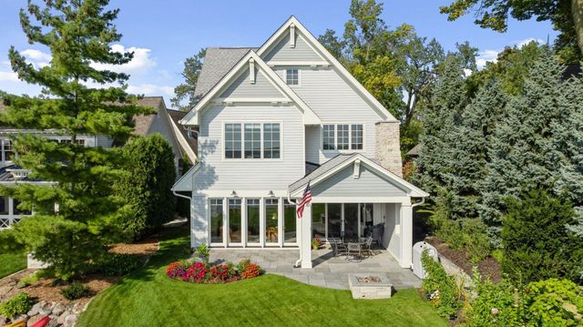 245 Lakeview Avenue, Tonka Bay, MN 55331