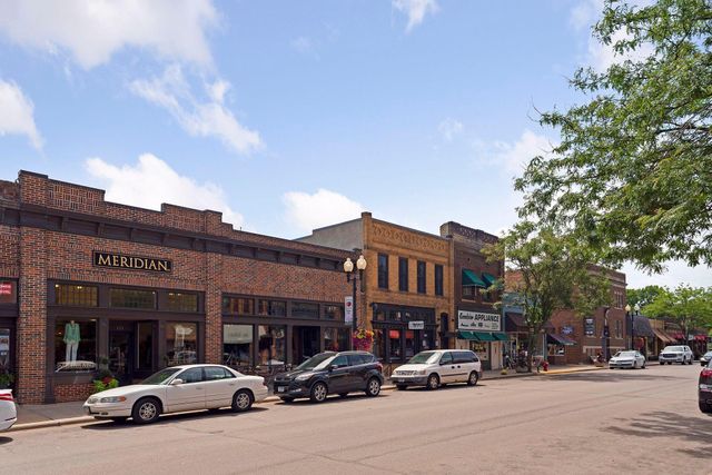 245 Lakeview Avenue, Tonka Bay, MN 55331