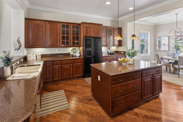 1986 Deep Springs Ln, Lincoln, CA 95648