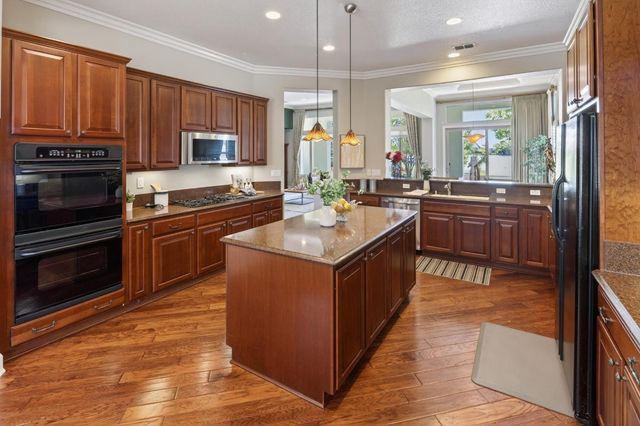 1986 Deep Springs Ln, Lincoln, CA 95648