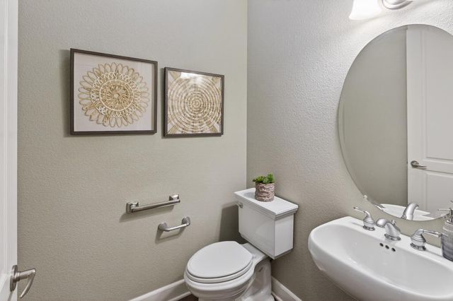 1986 Deep Springs Ln, Lincoln, CA 95648