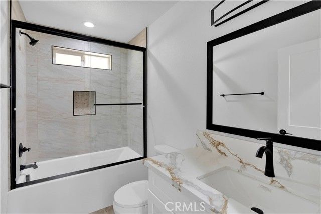 24925 Running Breeze Road, Apple Valley, CA 92307