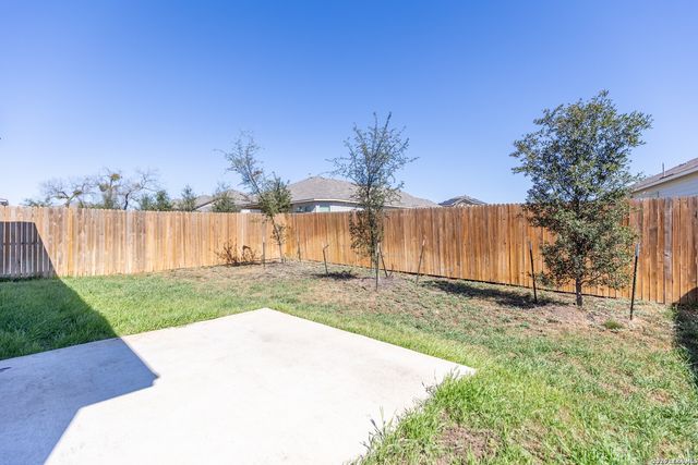 5823 Hematite Rim, San Antonio, TX 78222