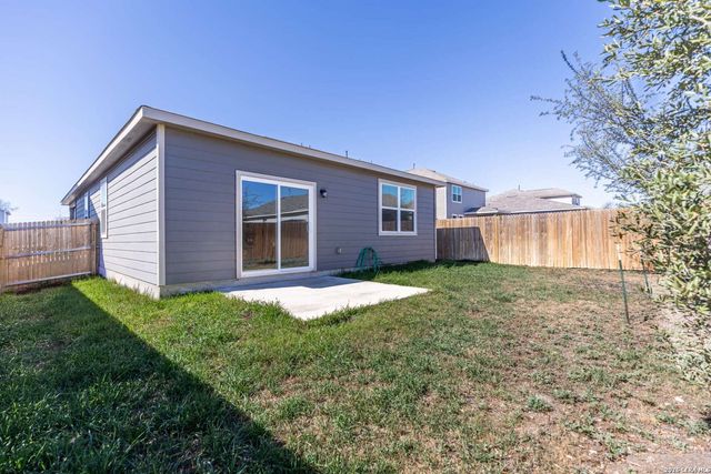 5823 Hematite Rim, San Antonio, TX 78222