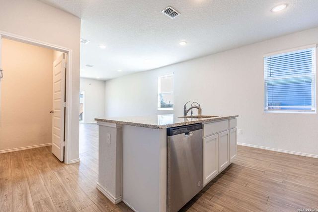 5823 Hematite Rim, San Antonio, TX 78222