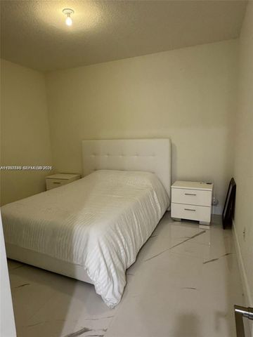 10376 NW 76th Ter, Doral, FL 33178