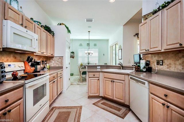 8923 Dartmoor WAY, Fort Myers, FL 33908