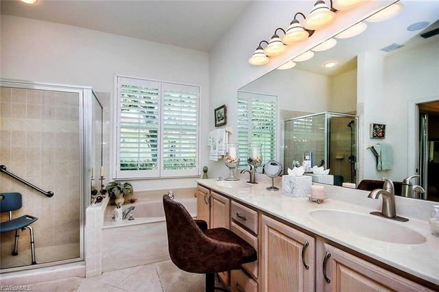 8923 Dartmoor WAY, Fort Myers, FL 33908