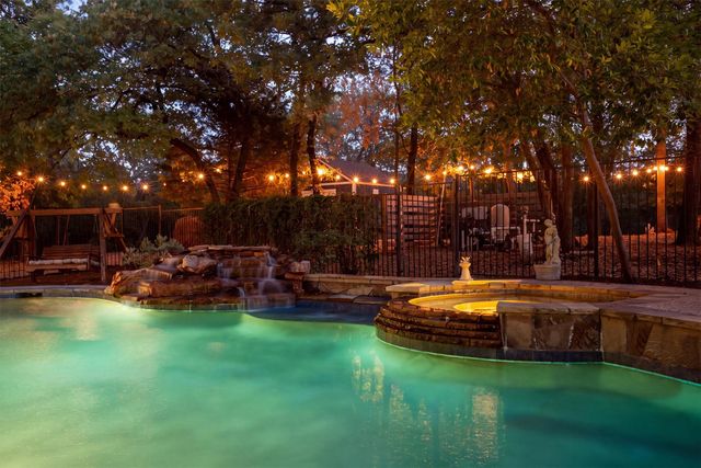 7409 Stallion Circle, Flower Mound, TX 75022