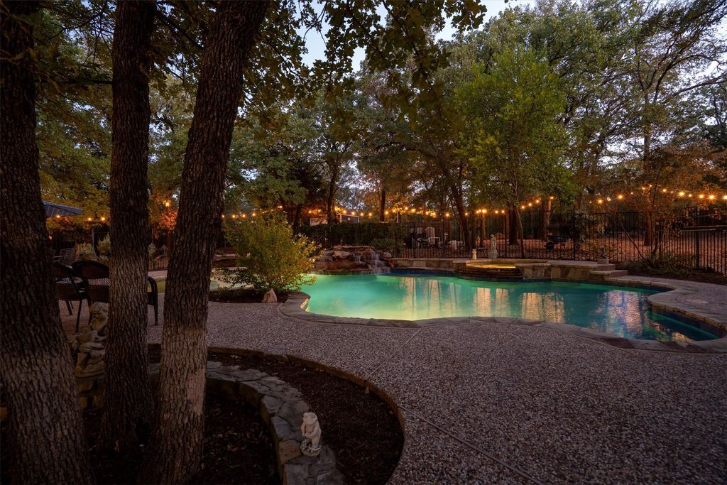 7409 Stallion Circle, Flower Mound, TX 75022 — photo 2