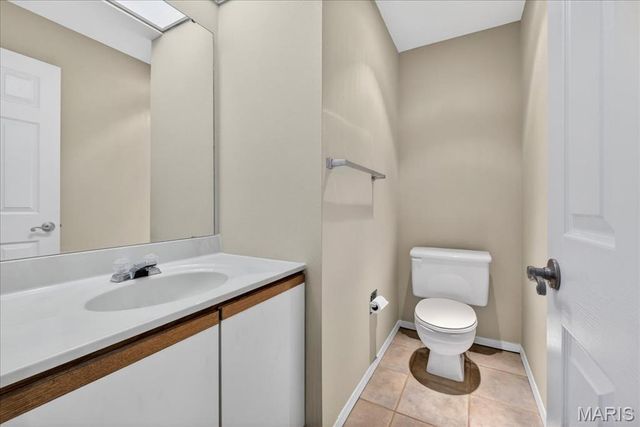 352 Windsor Place B, St Peters, MO 63376