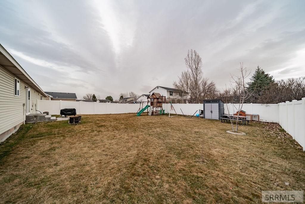Image 35 of property listing at 3920 E Deloy Drive, Idaho Falls, ID 83401