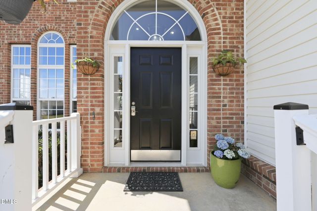 511 Winesap Drive, Graham, NC 27253