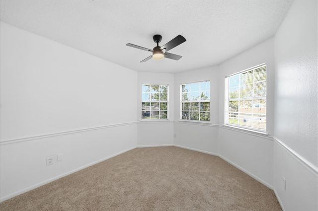 5820 Guadalupe Drive, Dickinson, TX 77539