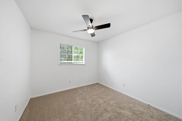 5820 Guadalupe Drive, Dickinson, TX 77539