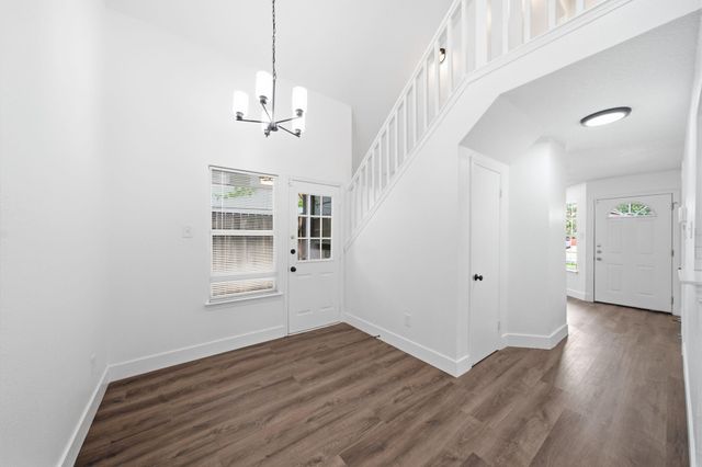 5820 Guadalupe Drive, Dickinson, TX 77539