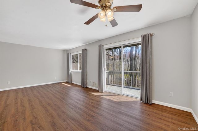 173 Long Hill Drive I, Yorktown Heights, NY 10598