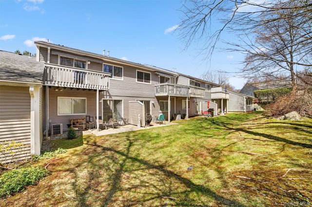 173 Long Hill Drive I, Yorktown Heights, NY 10598