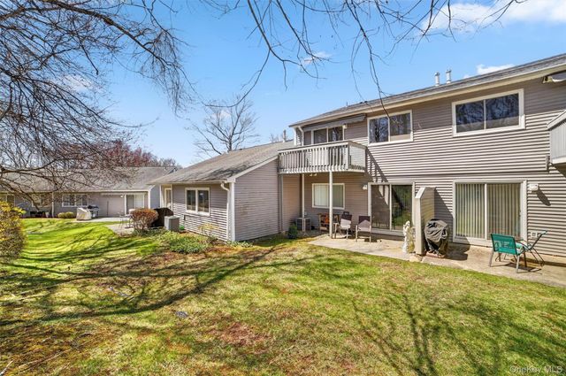 173 Long Hill Drive I, Yorktown Heights, NY 10598