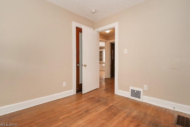 3554 Raymont Boulevard, University Heights, OH 44118