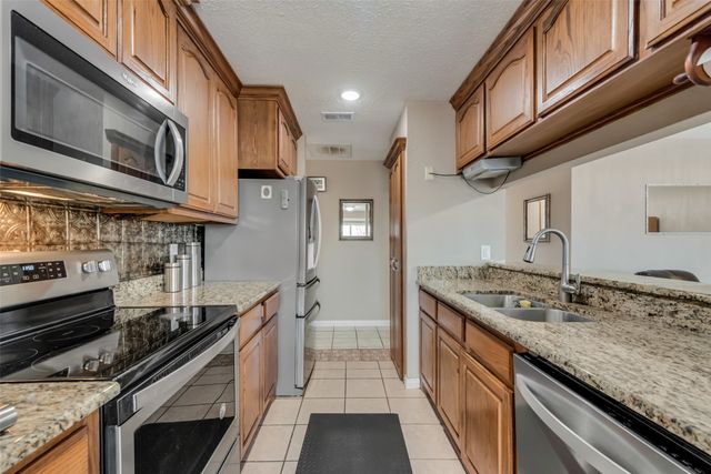 2101 High Bluff Drive, Garland, TX 75041