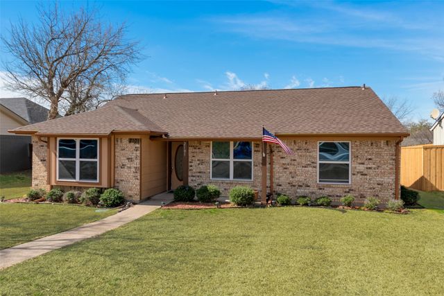 2101 High Bluff Drive, Garland, TX 75041