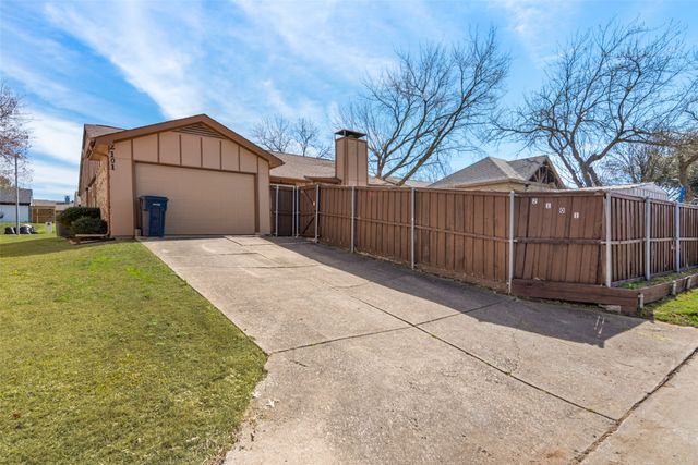 2101 High Bluff Drive, Garland, TX 75041