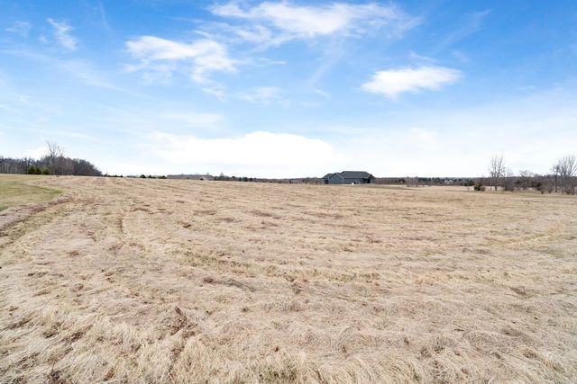 18303 Loretta Drive, Marengo, IL 60152