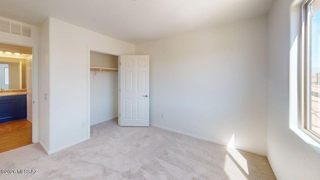 6555 E Brushback Loop, Tucson, AZ 85756