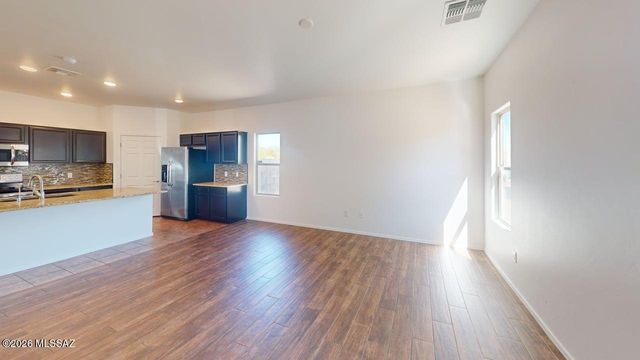 6555 E Brushback Loop, Tucson, AZ 85756