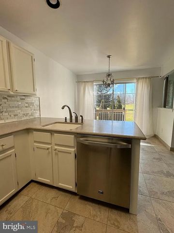 518 COUNTRY CLUB DR, Lansdale, PA 19446