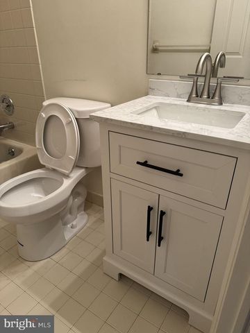 518 COUNTRY CLUB DR, Lansdale, PA 19446