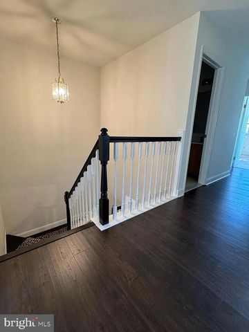 518 COUNTRY CLUB DR, Lansdale, PA 19446