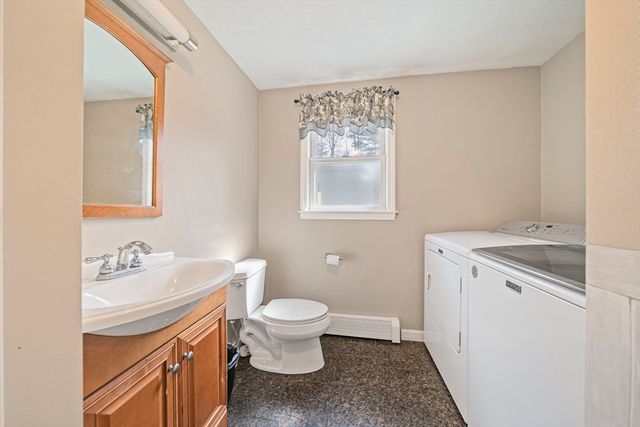 15 Rockland St, Hanover, MA 02339