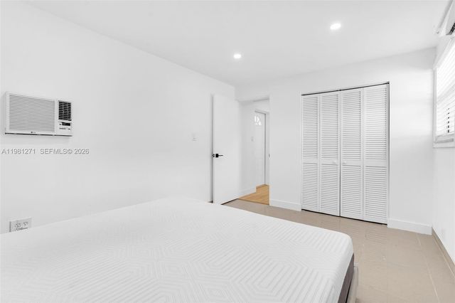 2419 Coolidge St B, Hollywood, FL 33020