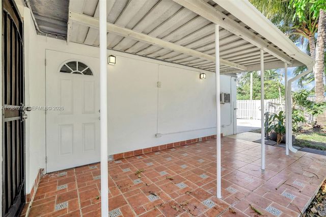 2419 Coolidge St B, Hollywood, FL 33020