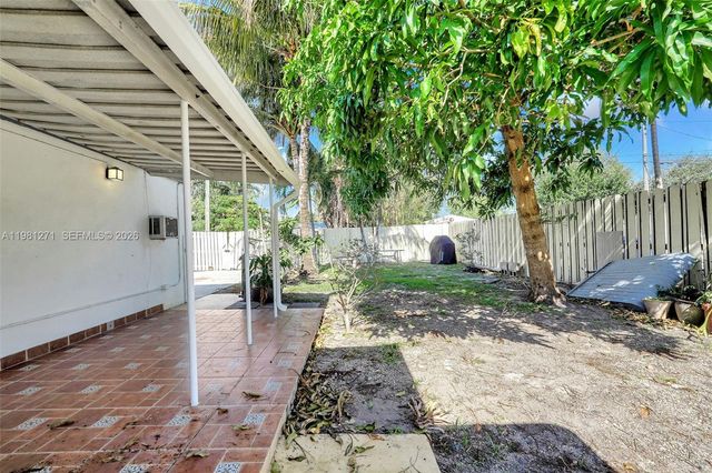 2419 Coolidge St B, Hollywood, FL 33020