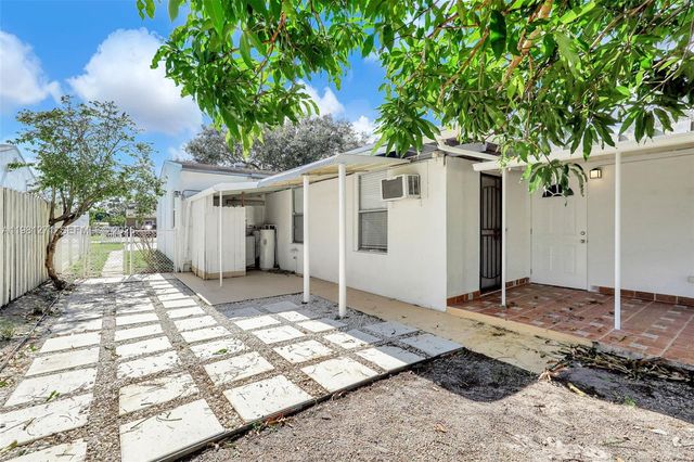 2419 Coolidge St B, Hollywood, FL 33020