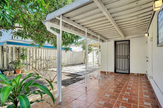 2419 Coolidge St B, Hollywood, FL 33020