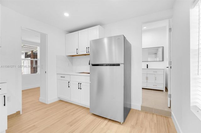 2419 Coolidge St B, Hollywood, FL 33020