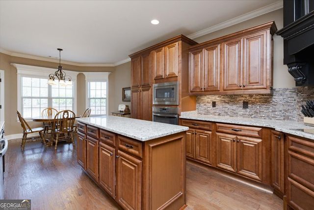 1025 Chattahoochee Drive, Bonaire, GA 31005