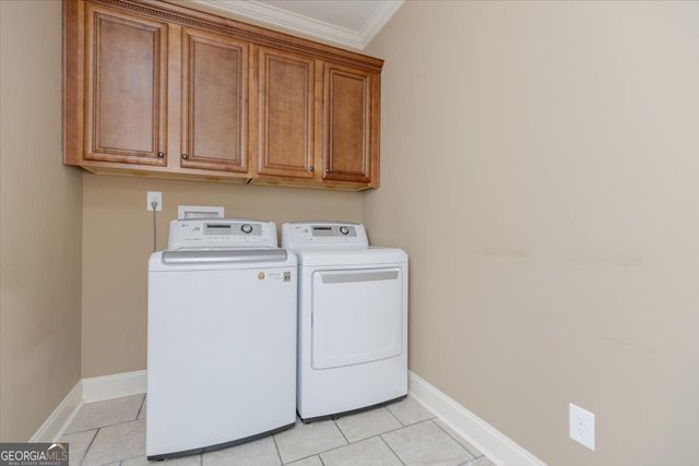 1025 Chattahoochee Drive, Bonaire, GA 31005
