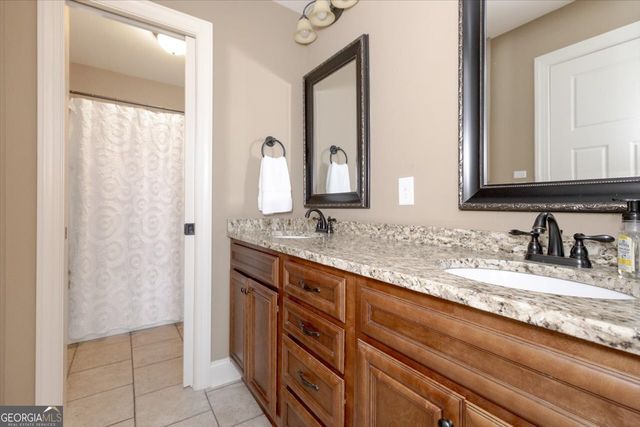1025 Chattahoochee Drive, Bonaire, GA 31005